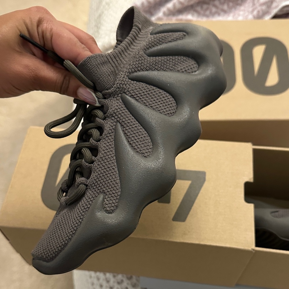 Yeezy 450 Sneaker Women’s